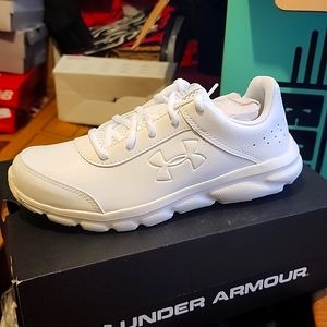 Under armour shoes unisex